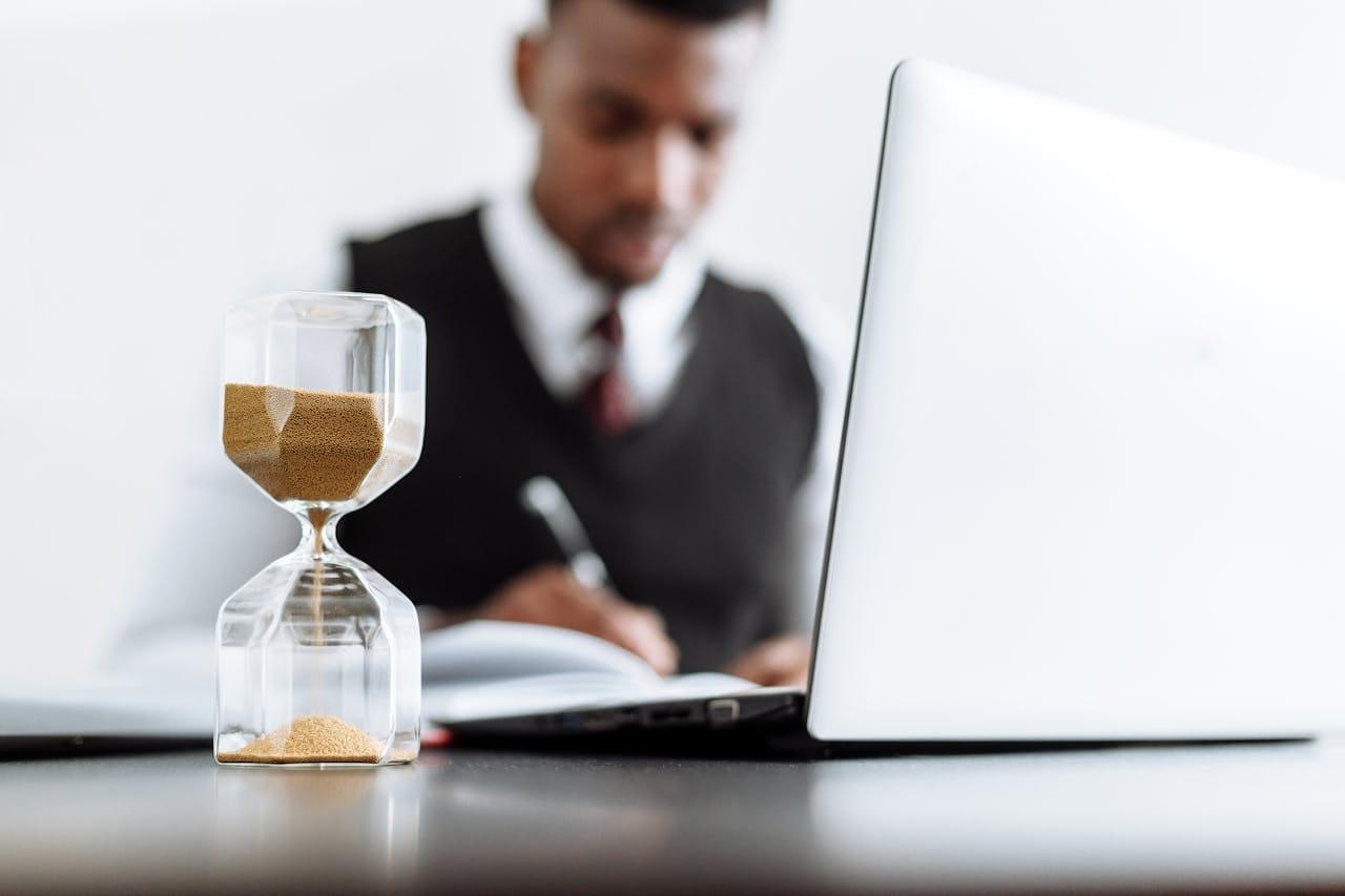 Por que Toda Empresa Moderna Precisa de um Sistema de Solicitações de RH