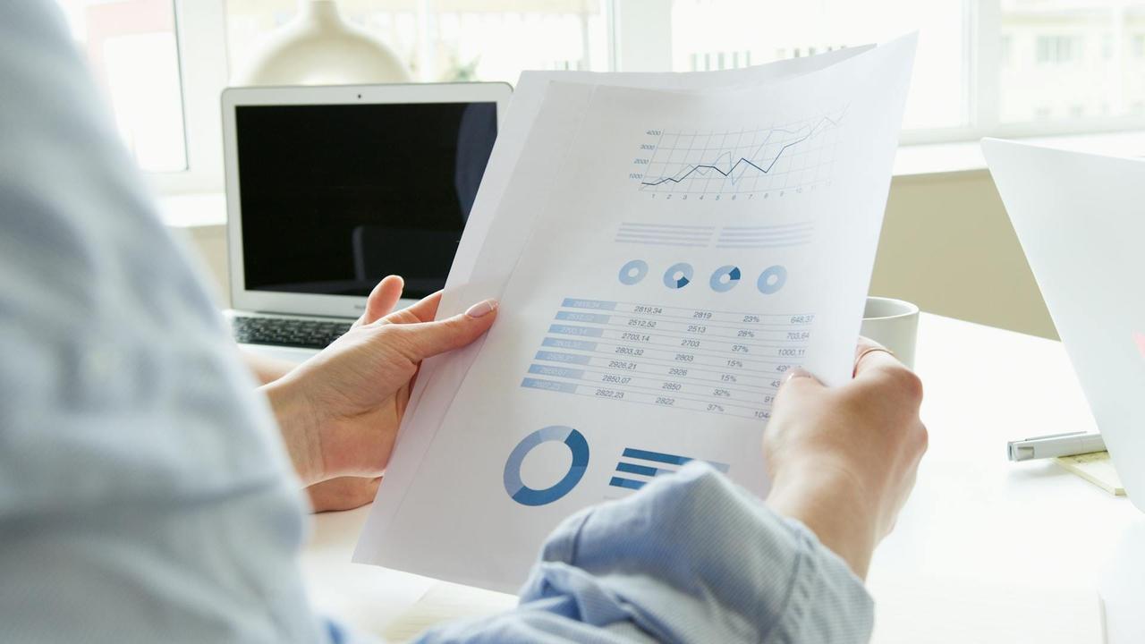 A Complete Guide to Understanding the Balanced Scorecard: What is it and How Can it Revolutionize Your Business?